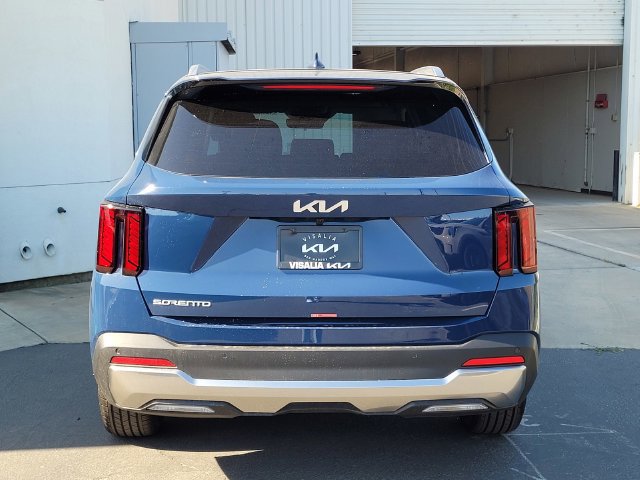 New 2026 Kia Sorento S w/ S Panoramic Sunroof Package FWD image 6