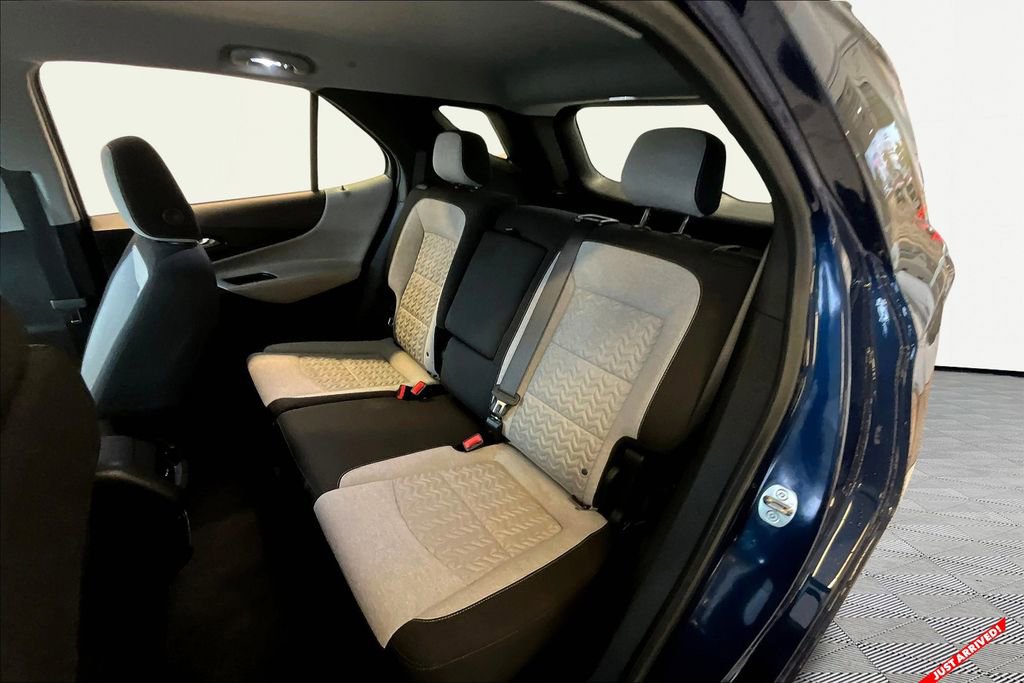 Used 2022 Chevrolet Equinox LS image 16
