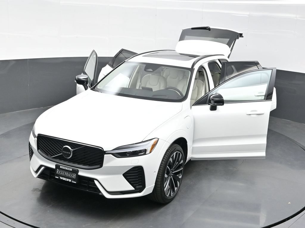 New 2026 Volvo XC60 T8 Ultra w/ Protection Package Premier AWD/4WD image 37