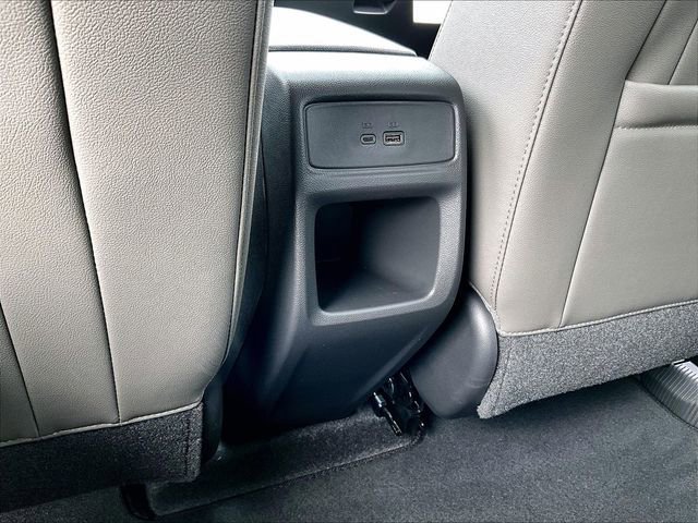 New 2026 Chevrolet Trax ACTIV w/ Sunroof Package FWD image 16