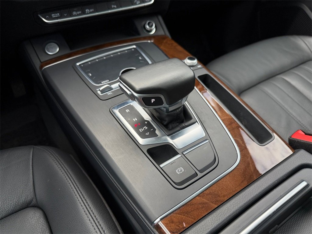 Used 2018 Audi Q5 2.0T Premium Plus w/ Premium Plus Package image 28