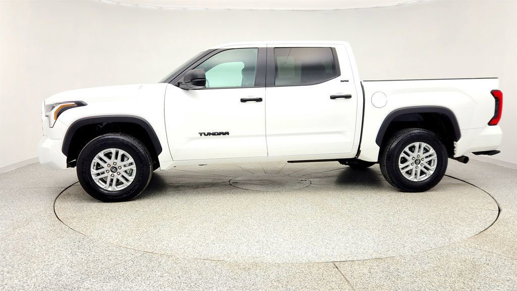 Used 2025 Toyota Tundra SR5 AWD/4WD image 8