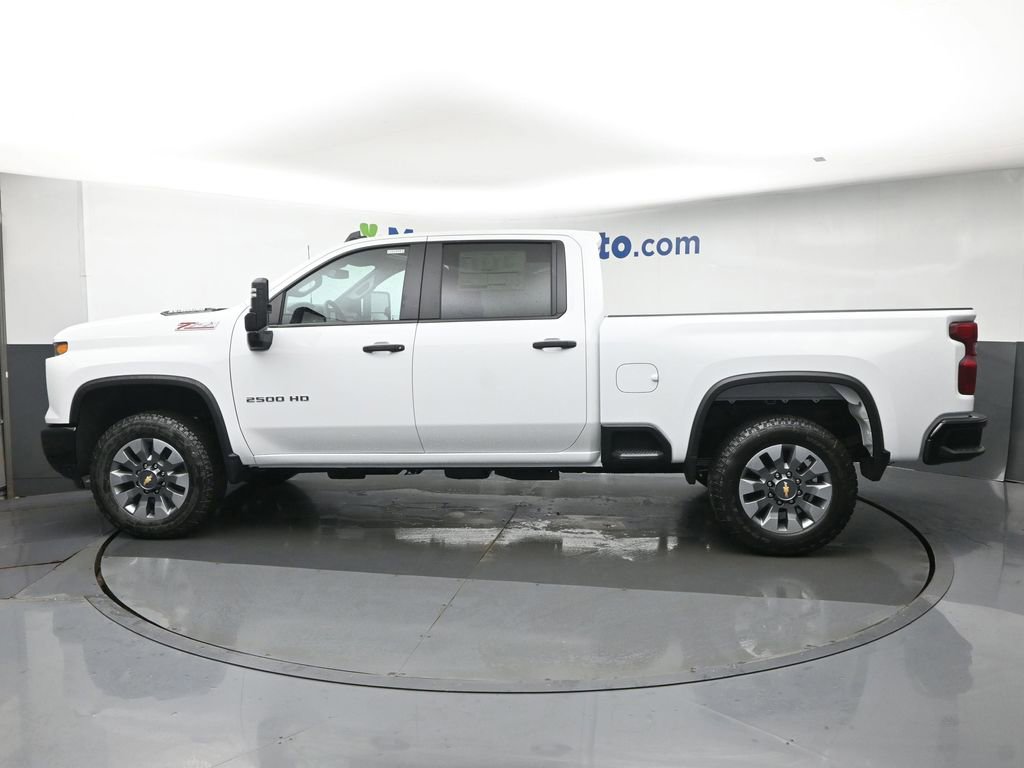 New 2026 Chevrolet Silverado 2500 Custom w/ Custom Value Package AWD/4WD image 18