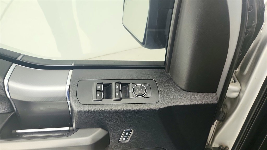 Used 2016 Ford F150 XLT w/ Equipment Group 302A Luxury image 22