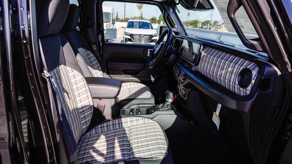 New 2026 Jeep Wrangler Unlimited Sport AWD/4WD image 21