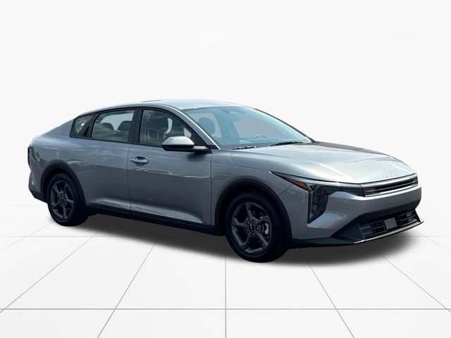 Used 2025 Kia K4 FWD image 8