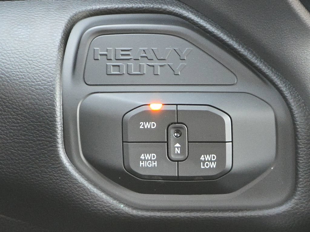 Used 2026 RAM 3500 Big Horn AWD/4WD image 36