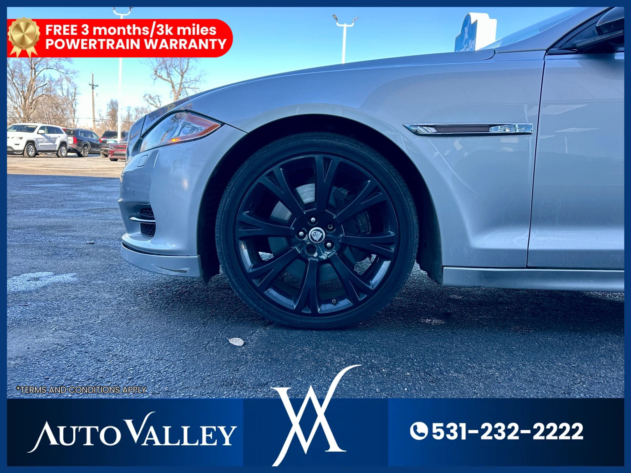 Used 2015 Jaguar XJ AWD image 11