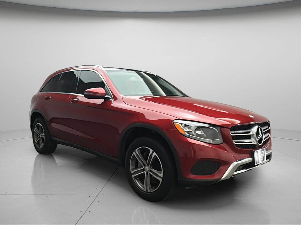 Used 2016 Mercedes-Benz GLC 300 4MATIC image 1