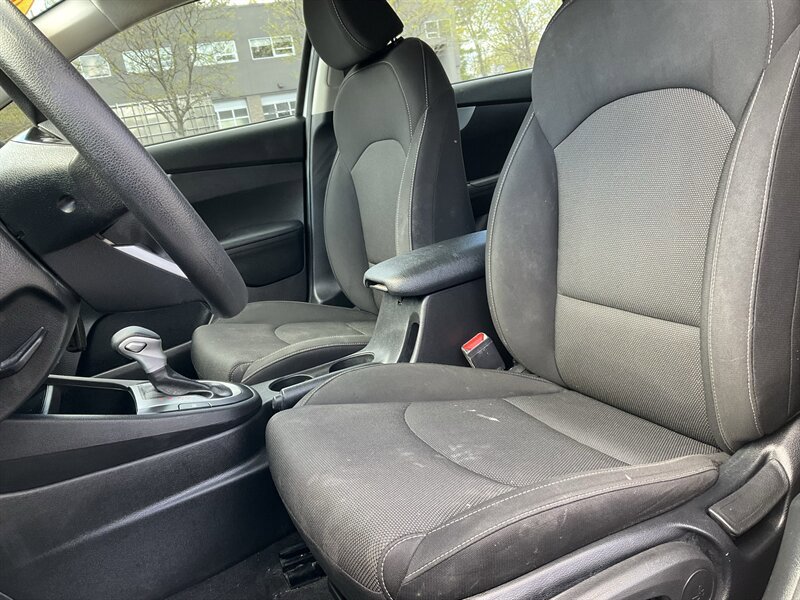 Used 2023 Kia Forte LXS FWD image 22
