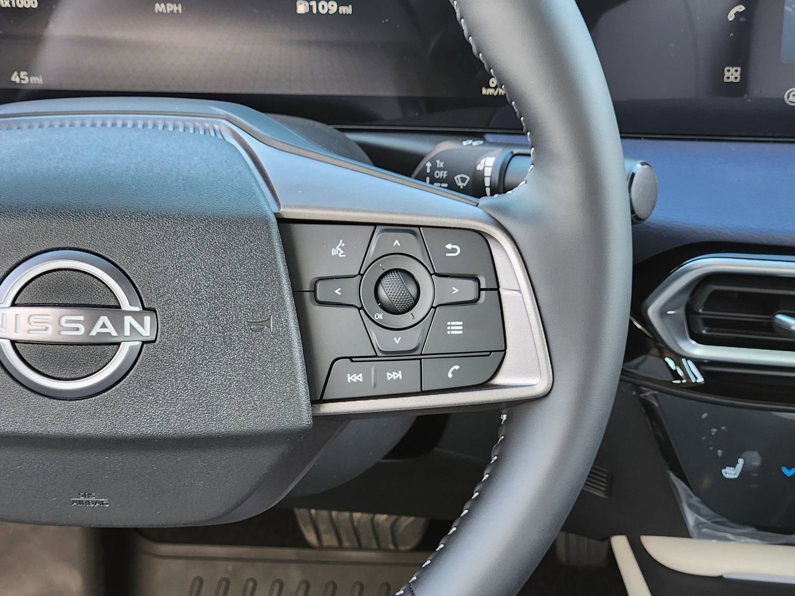 New 2026 Nissan Sentra SL w/ Floor Mat Package image 27