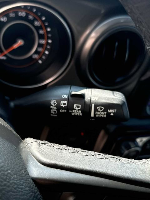 Used 2022 Jeep Wrangler Unlimited Sport AWD/4WD image 19