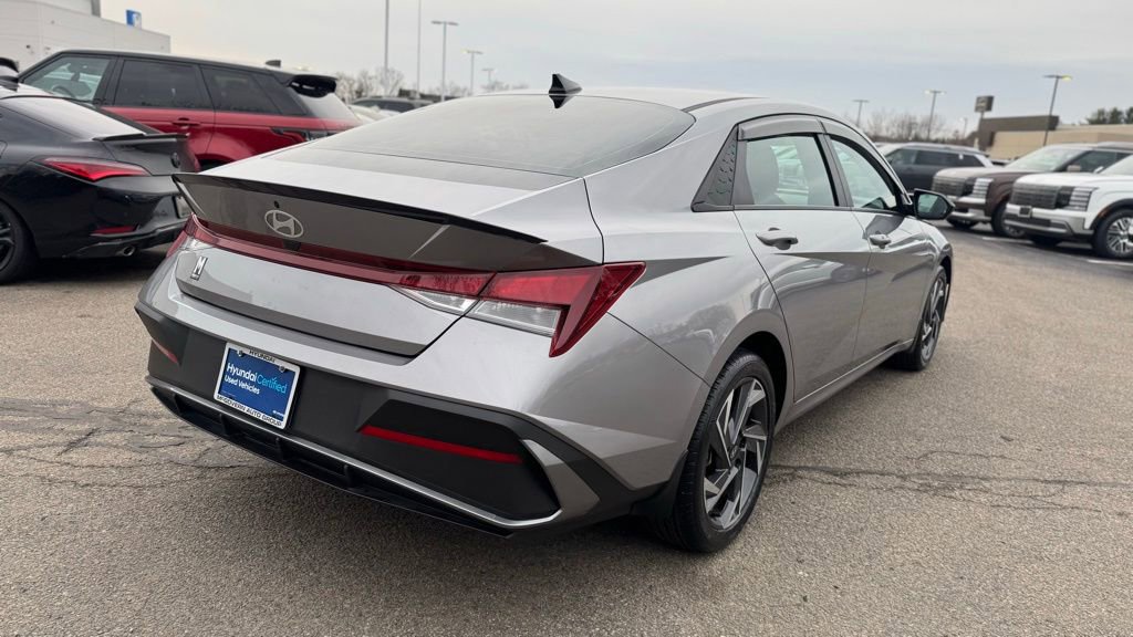 Certified 2025 Hyundai Elantra Sport image 6