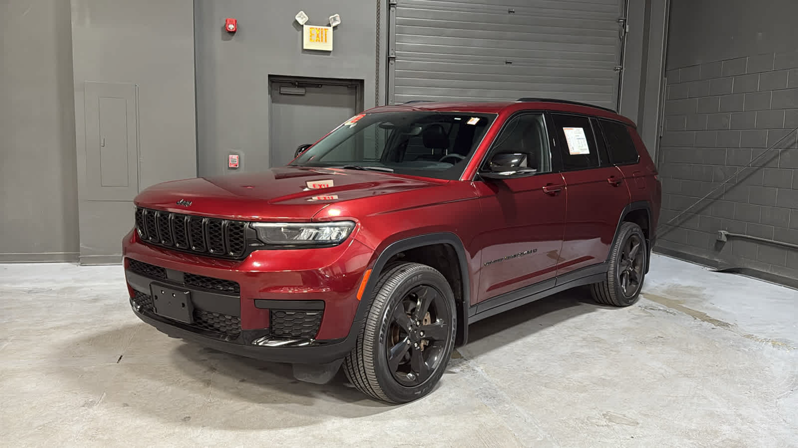 Certified 2023 Jeep Grand Cherokee L Laredo AWD/4WD image 4