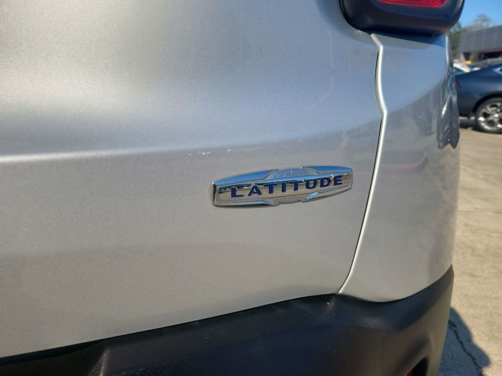 Used 2020 Jeep Renegade Latitude image 5