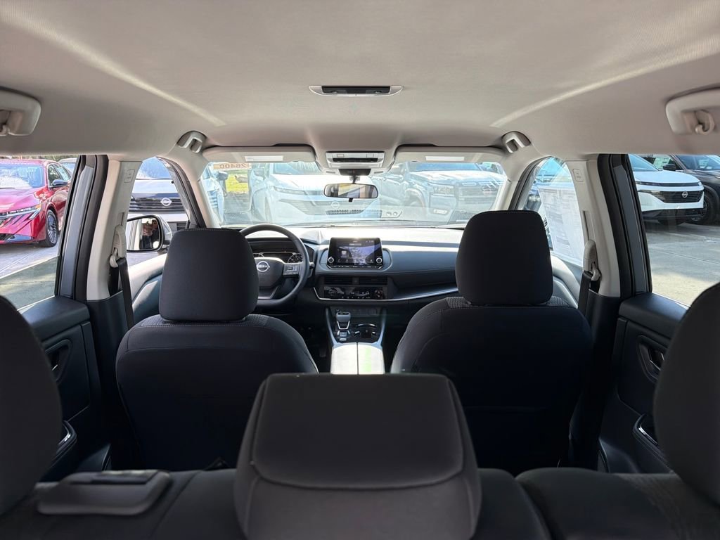 New 2026 Nissan Rogue SV image 32