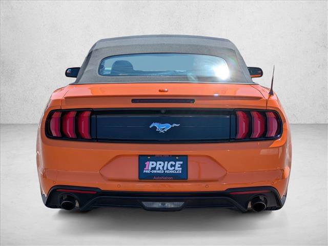 Used 2020 Ford Mustang Premium RWD image 7