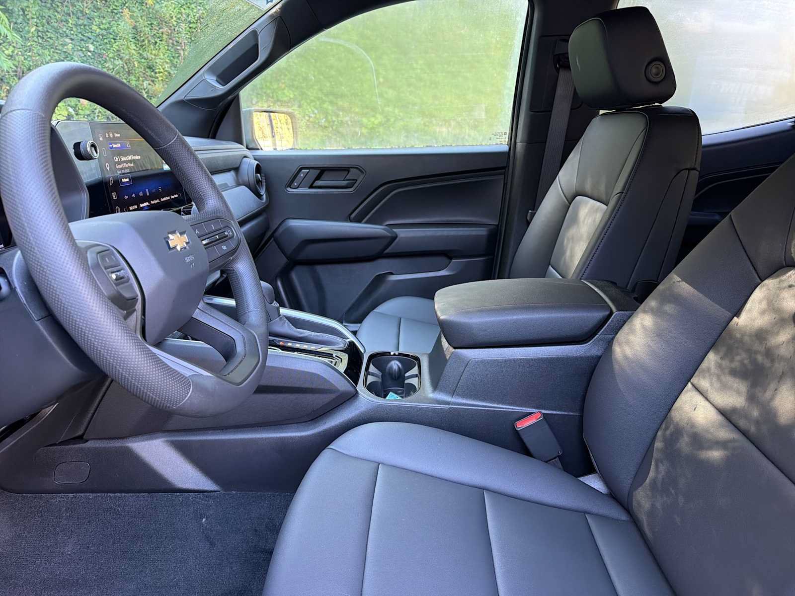 Used 2026 Chevrolet Colorado W/T AWD/4WD image 19