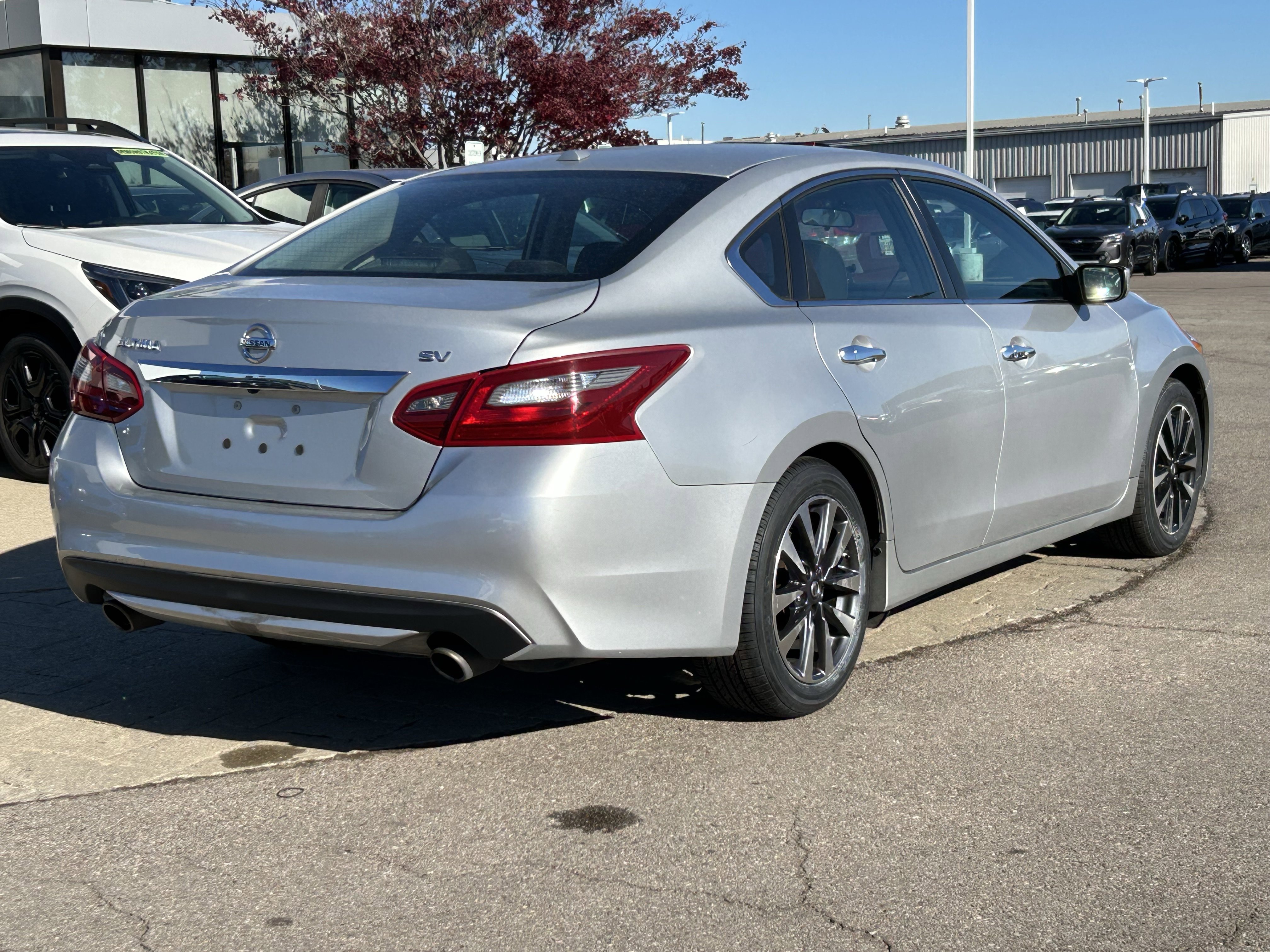Used 2018 Nissan Altima 2.5 SV image 7