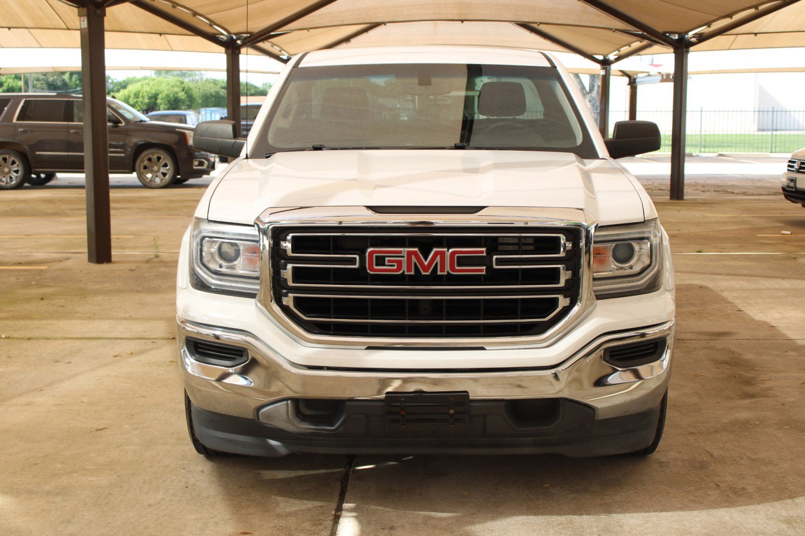 Used 2018 GMC Sierra 1500 2WD Regular Cab image 2