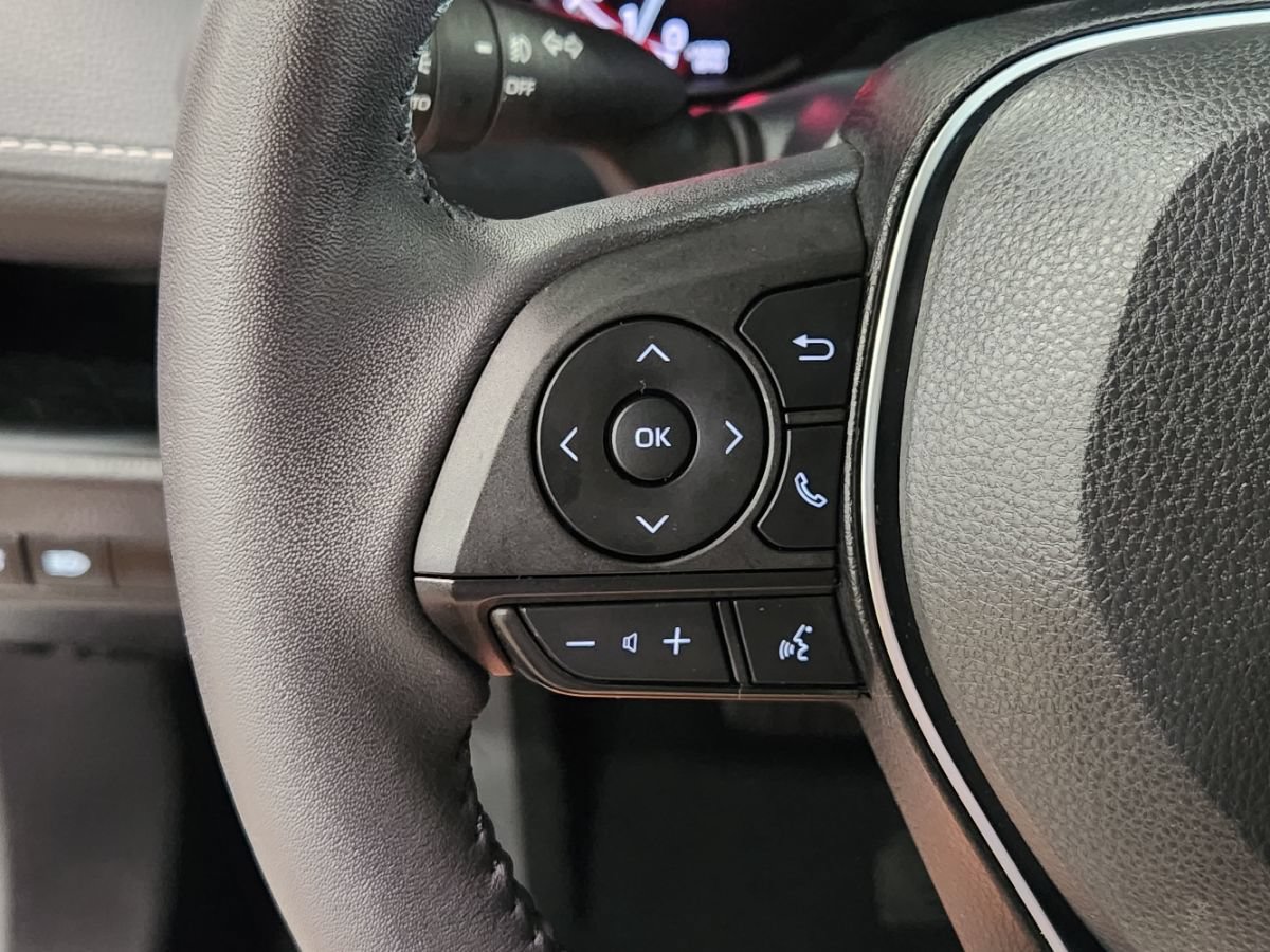 Used 2024 Toyota RAV4 XLE Premium FWD image 48