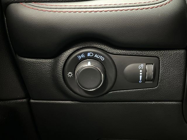 Used 2025 Dodge Durango R/T image 28