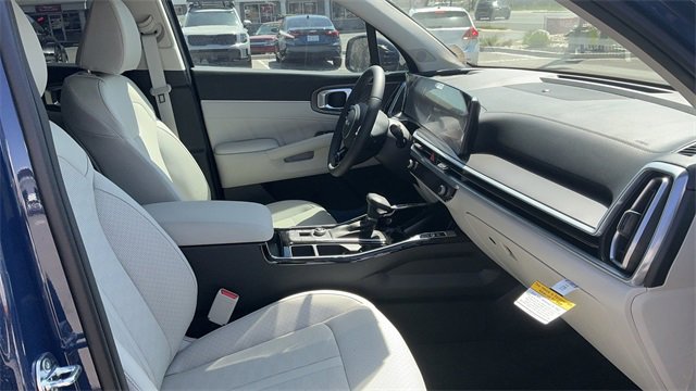 Used 2025 Kia Sorento SX image 39