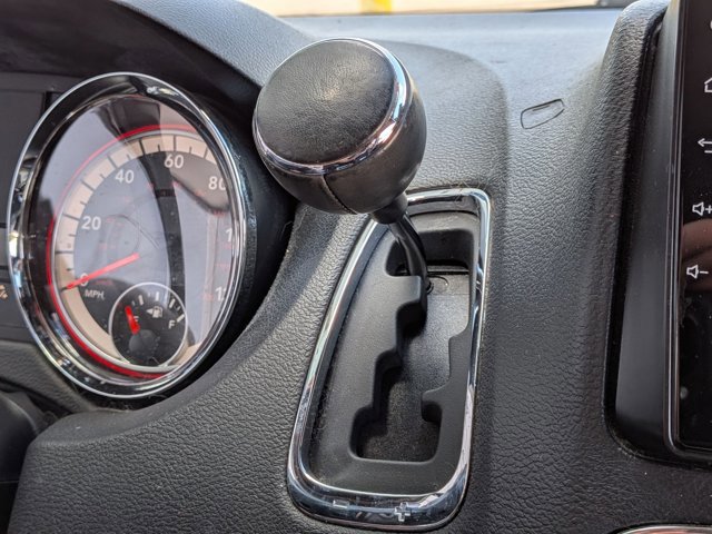 Used 2019 Dodge Grand Caravan SXT image 12