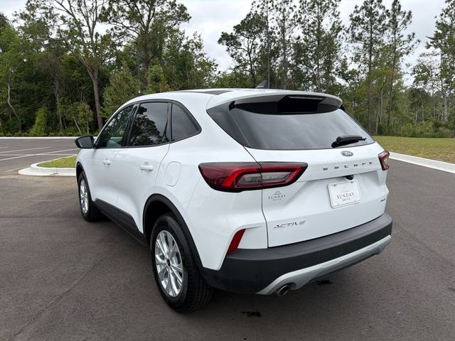 Used 2025 Ford Escape Active AWD/4WD image 3