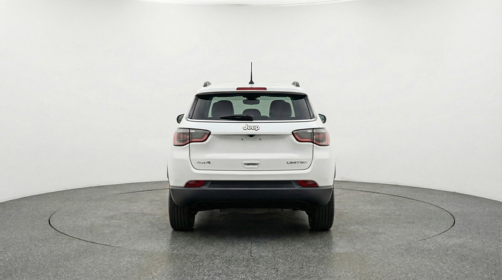 Used 2025 Jeep Compass Limited image 7