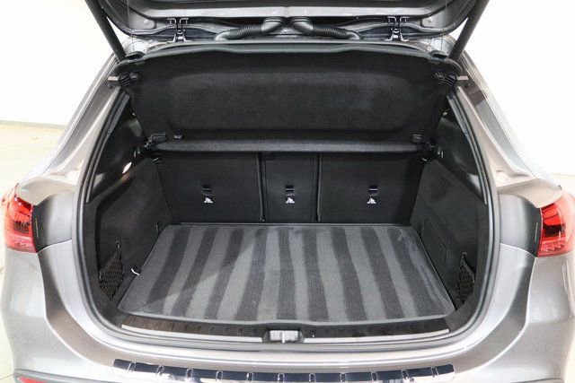 Certified 2025 Mercedes-Benz GLA 250 4MATIC image 29