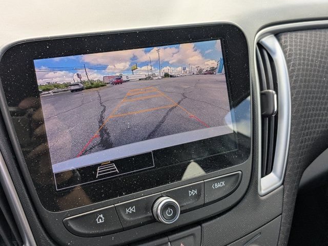 Used 2025 Chevrolet Malibu LT FWD image 20