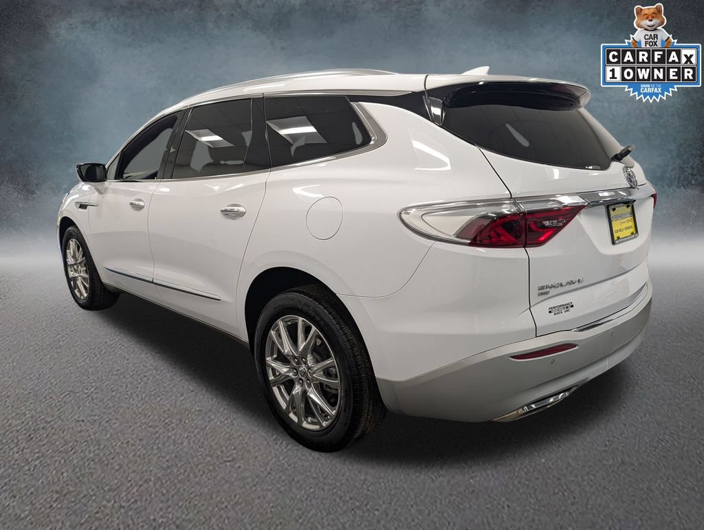 Used 2024 Buick Enclave Essence w/ Experience Buick Package AWD/4WD image 6