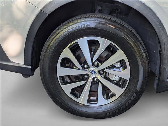 Used 2020 Subaru Outback Premium image 21