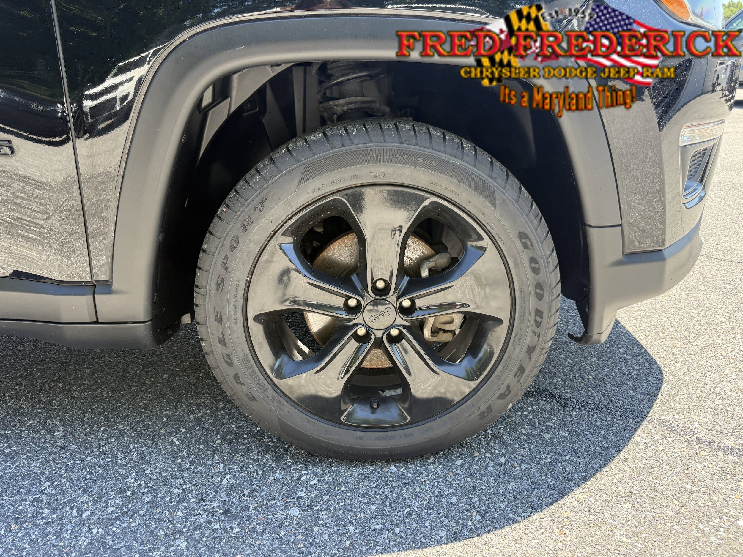 Used 2019 Jeep Compass Latitude AWD/4WD image 10