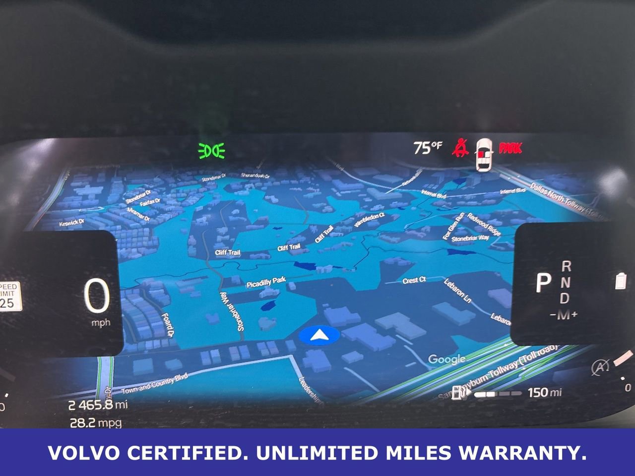 Certified 2025 Volvo XC40 B5 Core image 24