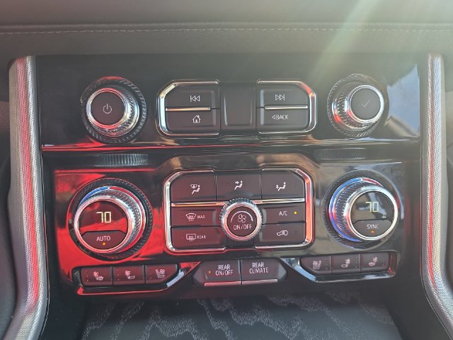 Used 2024 GMC Yukon Denali AWD/4WD image 26
