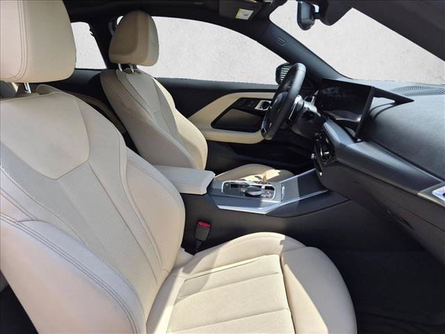 Used 2025 BMW 230i Coupe w/ Convenience Package RWD image 22