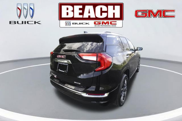 Used 2024 GMC Terrain Denali w/ Black Diamond Edition image 3