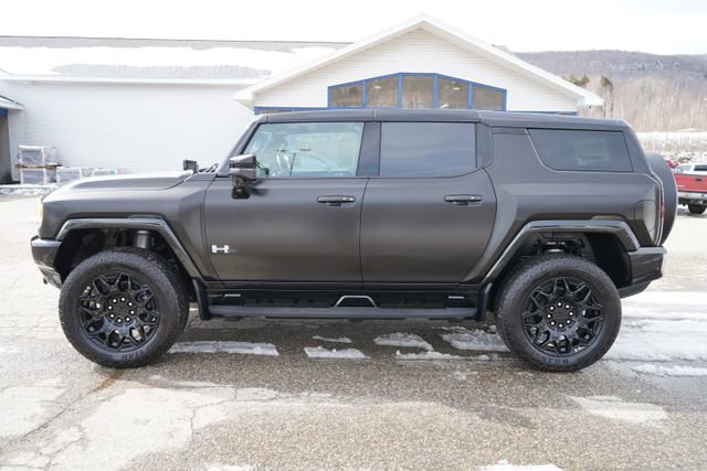 Used 2024 GMC Hummer EV 3X w/ LPO, Illumination Package image 4