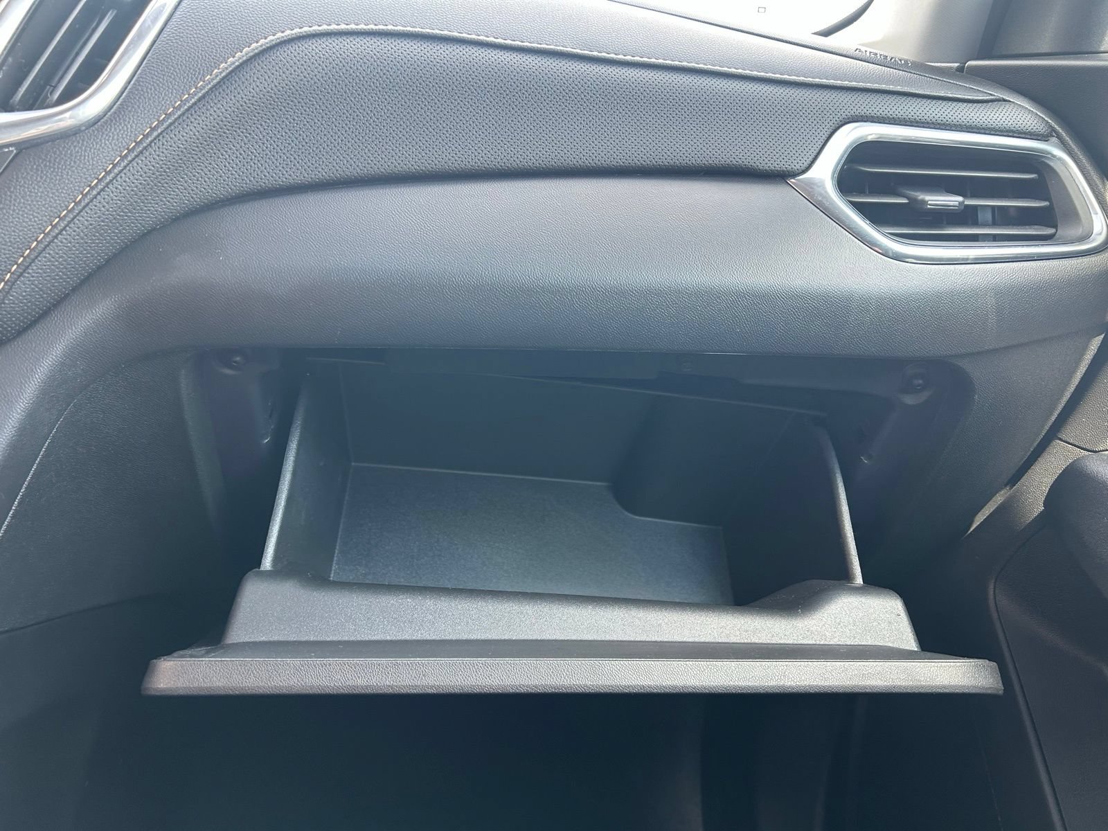 Used 2020 Chevrolet Equinox Premier AWD/4WD image 25
