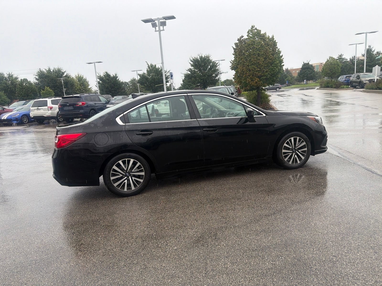 Used 2019 Subaru Legacy 2.5i Premium AWD/4WD image 17