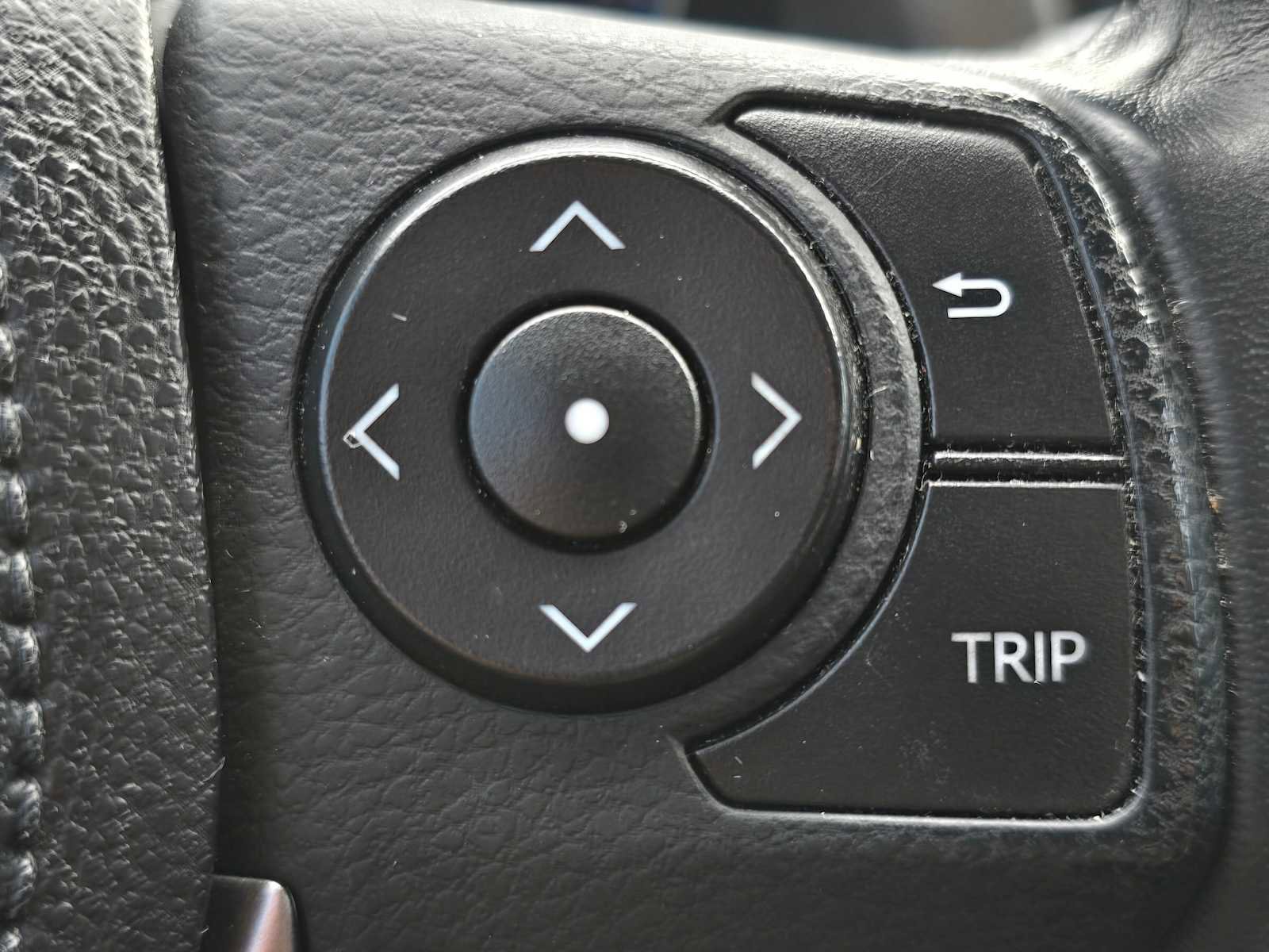 Used 2016 Toyota RAV4 XLE image 31