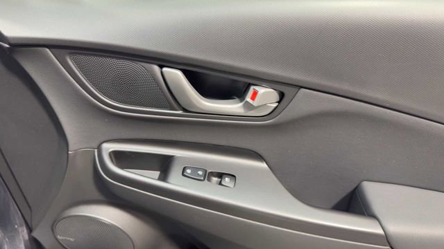 Used 2021 Hyundai Kona Ultimate FWD image 14