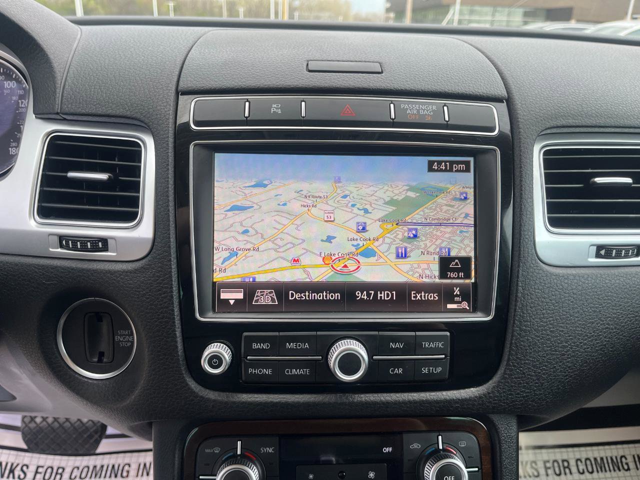 Used 2015 Volkswagen Touareg TDI AWD/4WD image 32