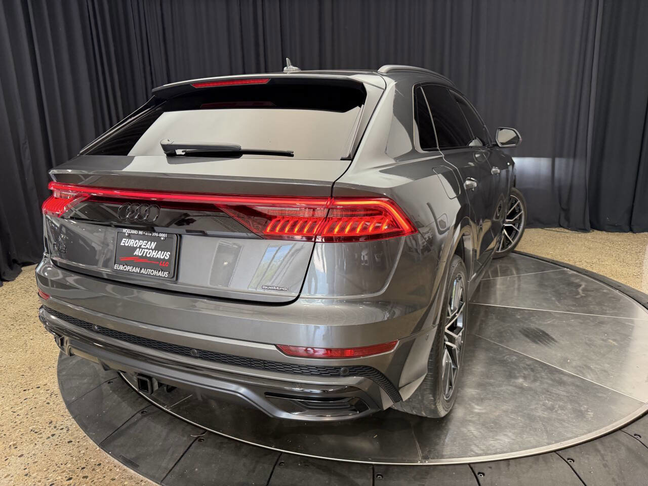 Used 2021 Audi Q8 Premium Plus w/ Premium Plus Package AWD/4WD image 6