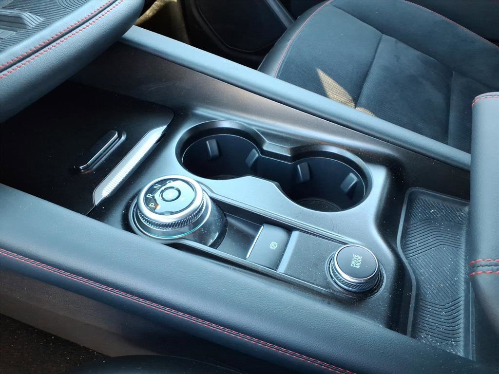 Used 2025 Ford Explorer ST image 13