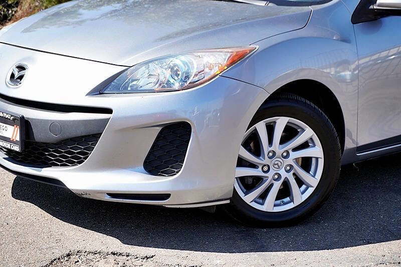 Used 2012 MAZDA MAZDA3 i Touring image 4