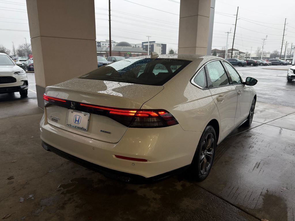 Used 2026 Honda Accord EX-L image 5