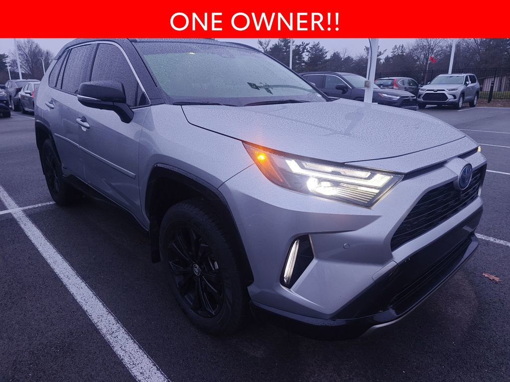 Used 2024 Toyota RAV4 XSE image 3
